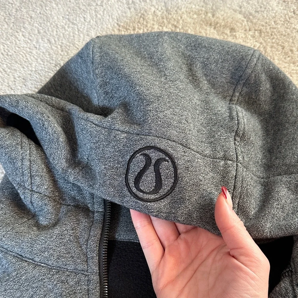 Lululemon scuba zip up - Picture 2 of 3